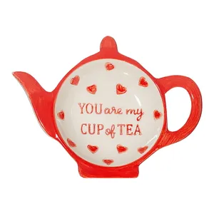 Červeno-biela keramická odkladacia miska na čajové vrecko You are My Cup of Tea – Sass & Belle Červeno-biela keramická odkladacia miska na čajové vrecko You are My Cup of Tea – Sass & Belle